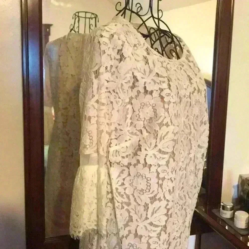 BCBGMaxazria Lace Evening Dress - Off White - Picture 10 of 12